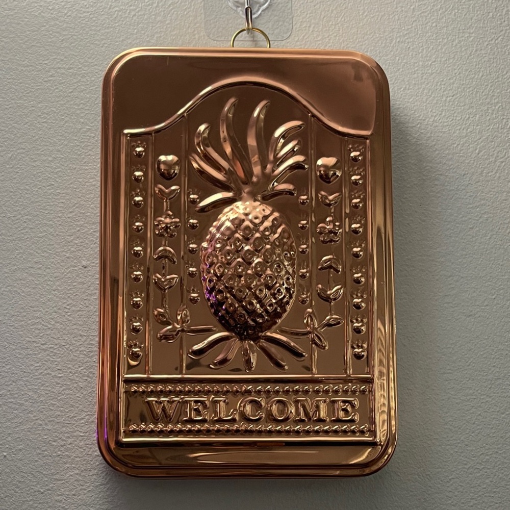 Vintage Copper Brass Pineapple Welcome Wall Decor